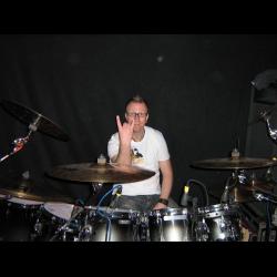 Bands bei track4.de: " Jens Thaden ". Charts, Konzerte & kostenloser MP3 download, Genre: Rock