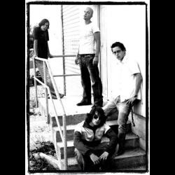 Bands bei track4.de: " Prefume ". Charts, Konzerte & kostenloser MP3 download, Genre: Metal