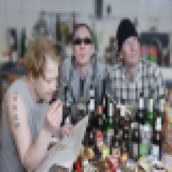 track4.de - Crisis What Crisis