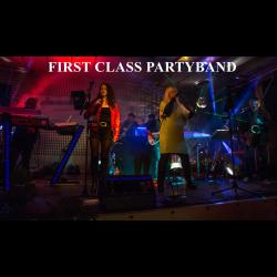 FIRST CLASS PARTYBAND = Partymusik Live