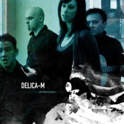 Cover der CD "Driftbetween"; der Band "Delica-M"