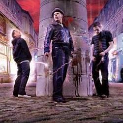 Cover der CD "Strom und Drang"; der Band "Fettes Brot"