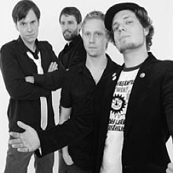 Cover der CD "Überall"; der Band "Kosmopiloten"