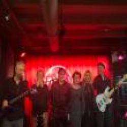 Buena Leche - Hard Rock Cafe am 04.12.19