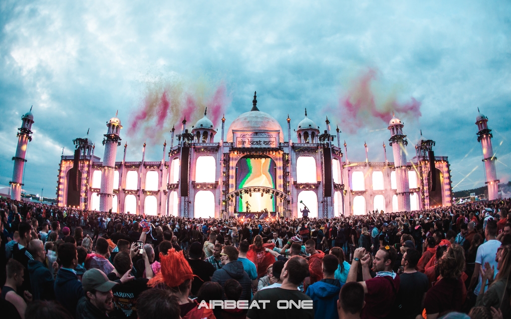 Namaste AIRBEAT ONE 2019 – Die größten DJs der Welt feierten in Neustadt-Glewe