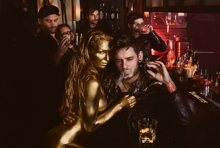 ANTIHELD – veröffentlichen brandneue Single ‚Goldener Schuss‘ vom kommenden Album »Goldener Schuss«!