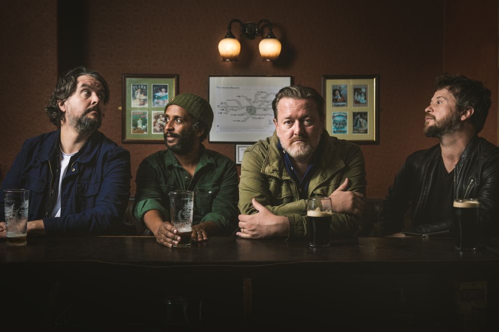 Von Verlust, Ungerechtigkeit und Heilung: Elbow veröffentlichen ihr neues Album „Giants of All Sizes“